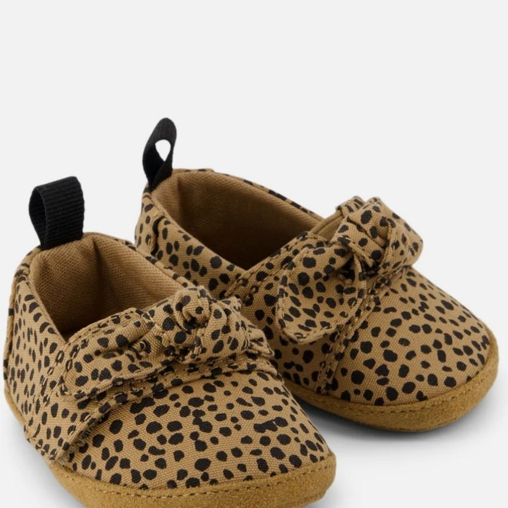 Toms Layette Alpargata Cheetah  Print Crib Shoes‎